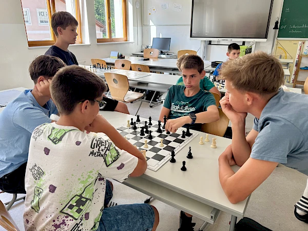Spielend ins Schuljahresende