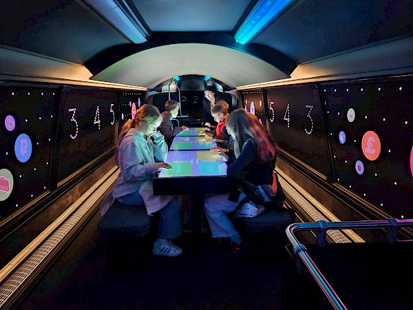 FLiP2Go-Bus macht Station in Frankenfels